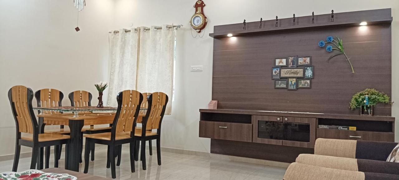 Shi'S Vilva - The Bungalow In Coimbatore - Near Airport, Kmch, Codesia Buitenkant foto