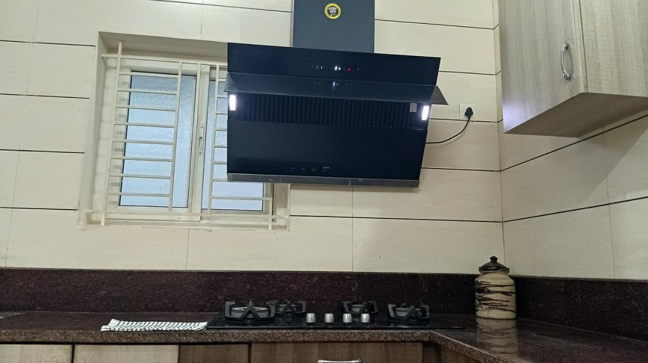 Shi'S Vilva - The Bungalow In Coimbatore - Near Airport, Kmch, Codesia Buitenkant foto