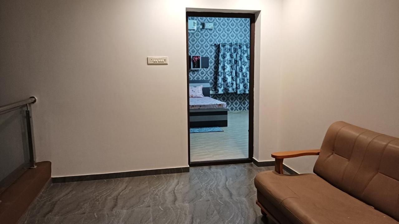 Shi'S Vilva - The Bungalow In Coimbatore - Near Airport, Kmch, Codesia Buitenkant foto