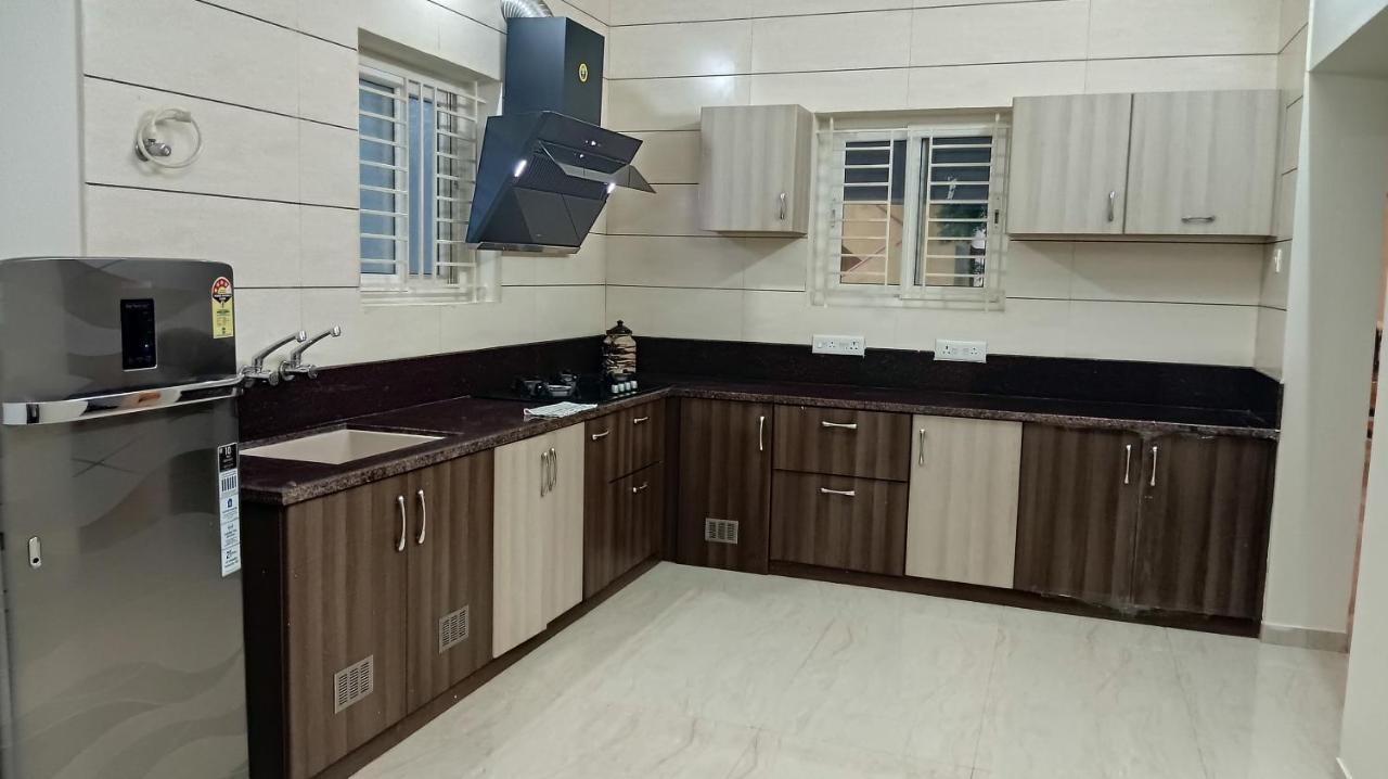 Shi'S Vilva - The Bungalow In Coimbatore - Near Airport, Kmch, Codesia Buitenkant foto