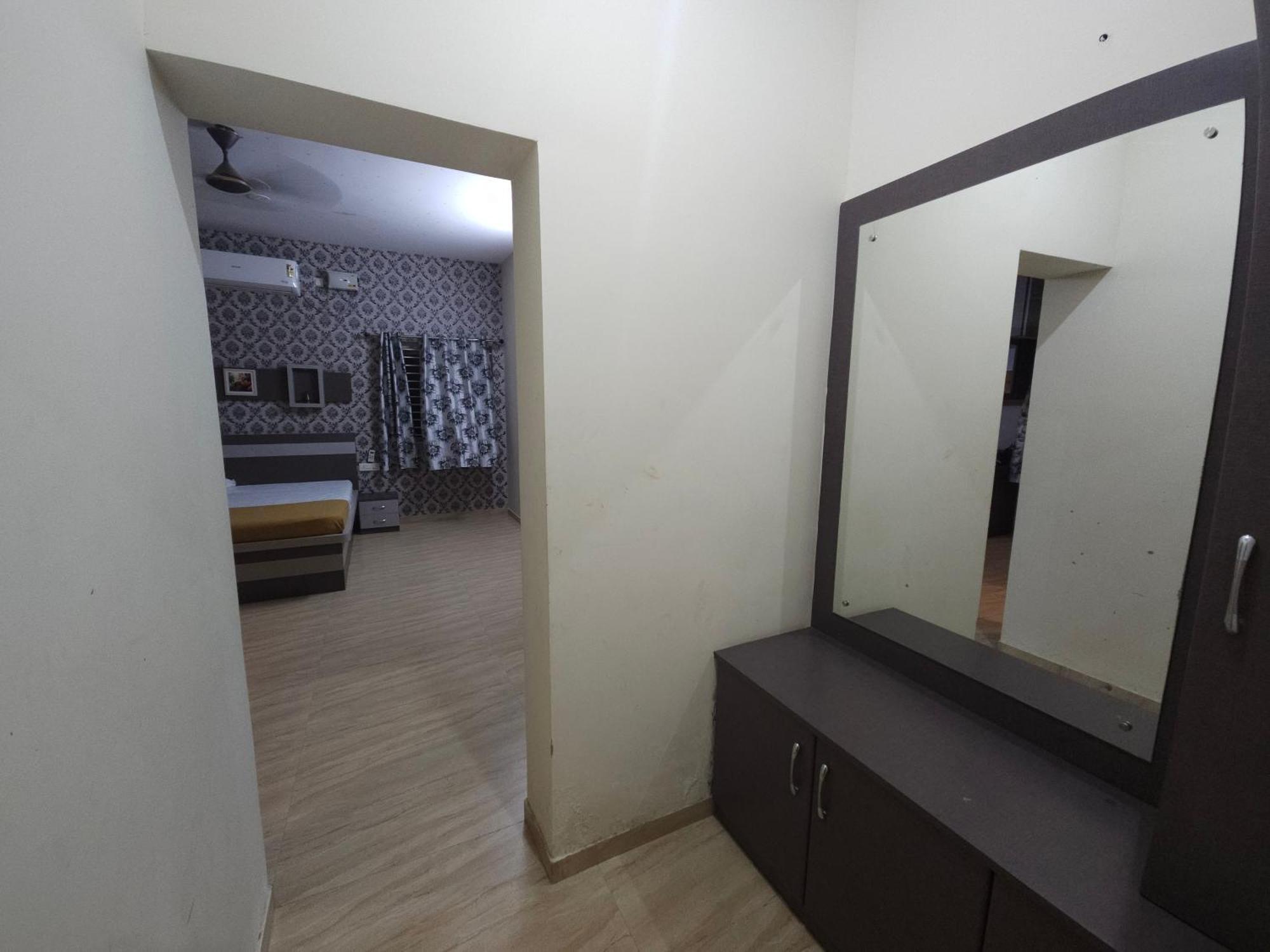 Shi'S Vilva - The Bungalow In Coimbatore - Near Airport, Kmch, Codesia Buitenkant foto